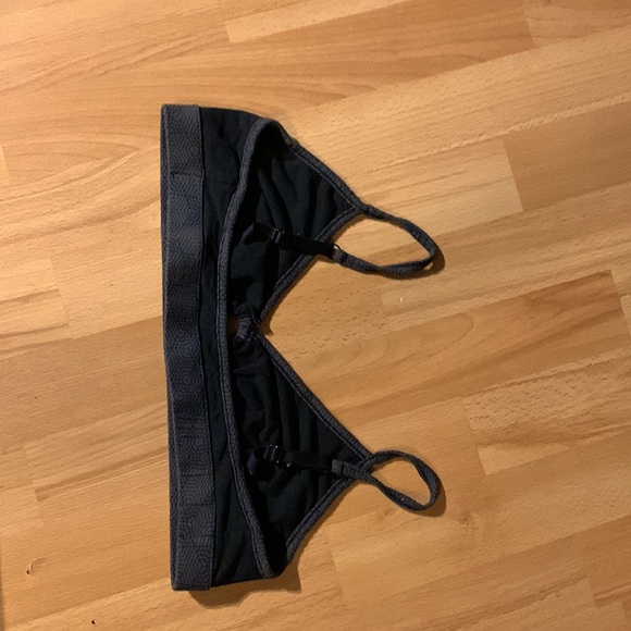 Comfy Bamboo Sports Bra - Picture 2 of 2